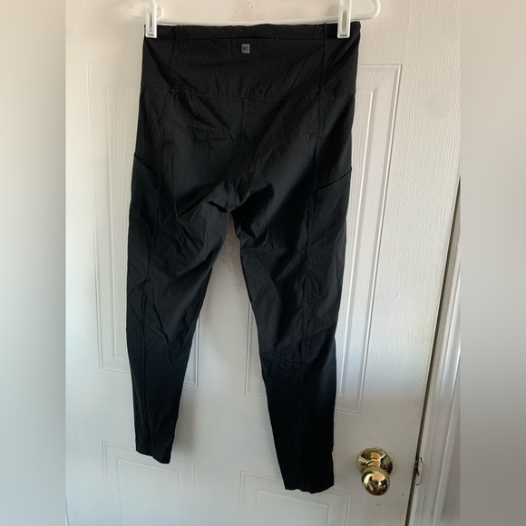 LIKE NEW MEC Black Tights Crop Medium - Picture 1 of 5